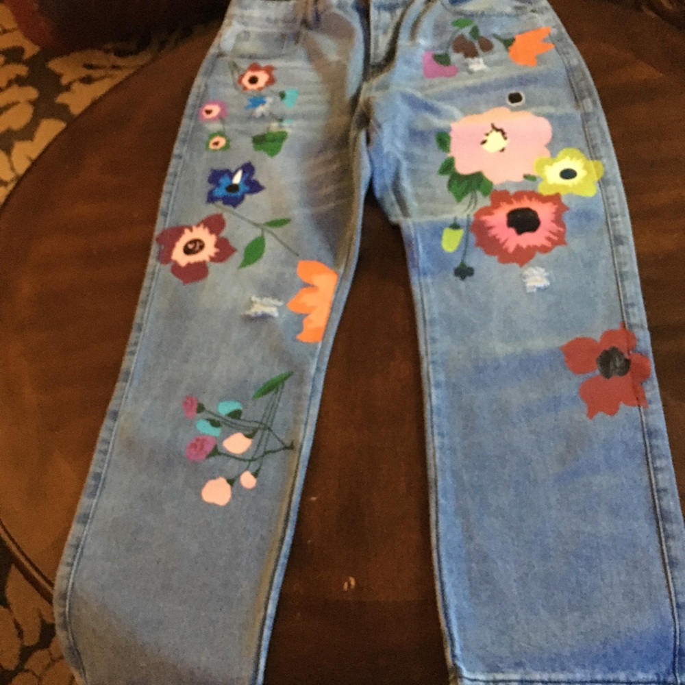 Boutique hand painted jeans - Picture 1 of 3